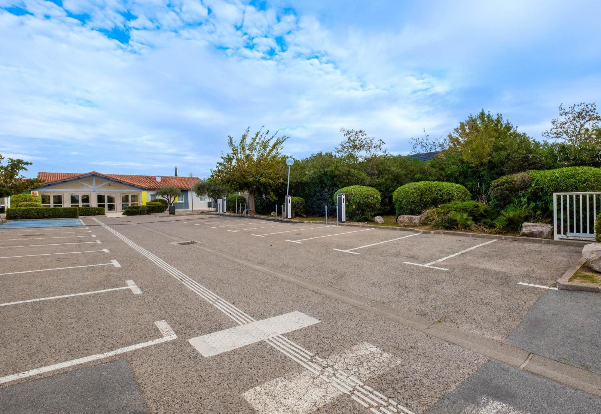 B&B Hotel Frejus Puget-Sur-Argens Exterior photo