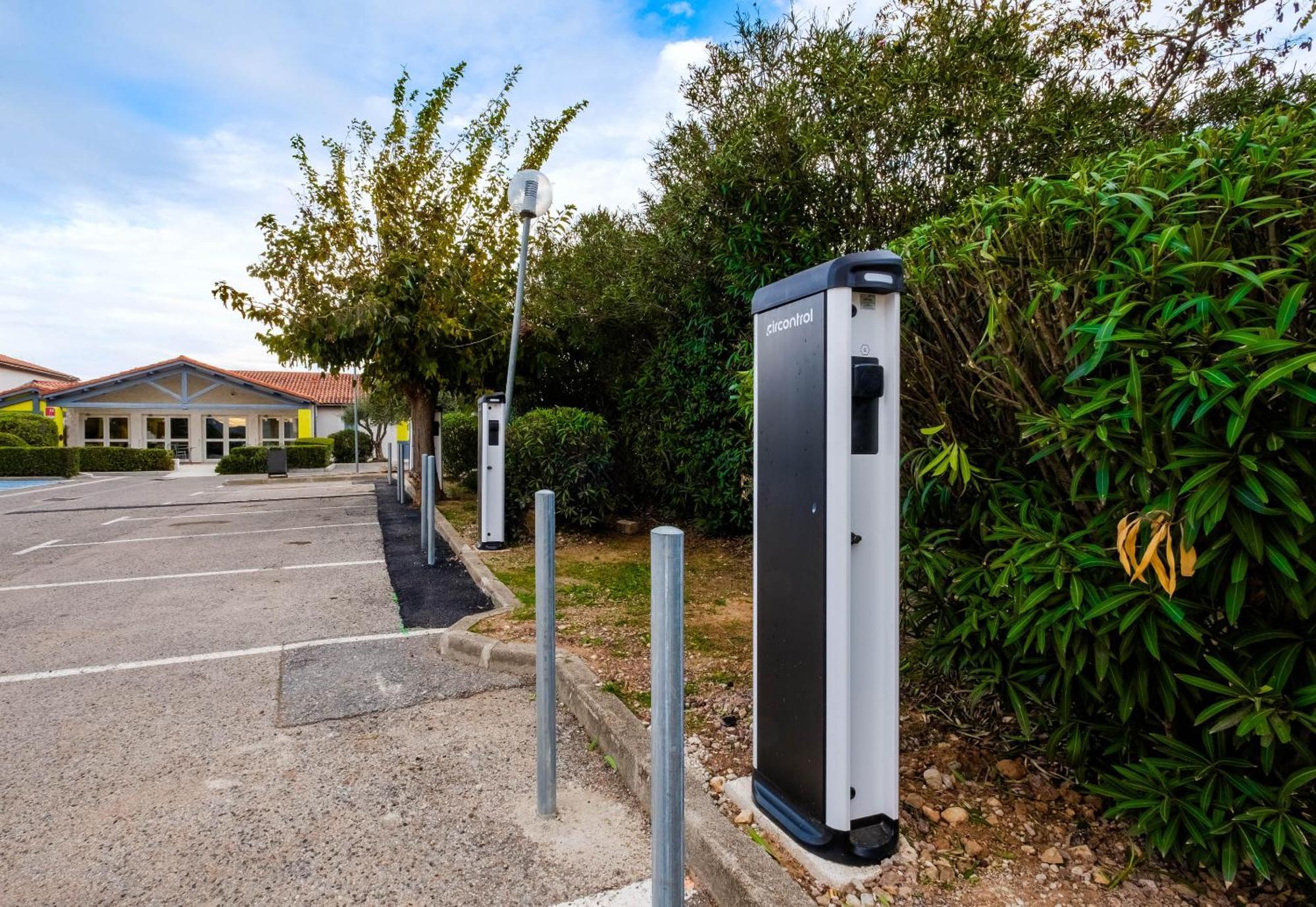 B&B Hotel Frejus Puget-Sur-Argens Exterior photo